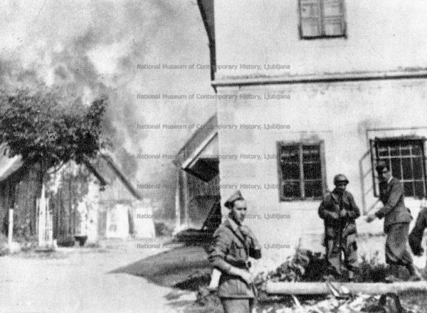 Gli italiani bruciano 18 edifici nel villaggio di Grahovo, luglio 1942
